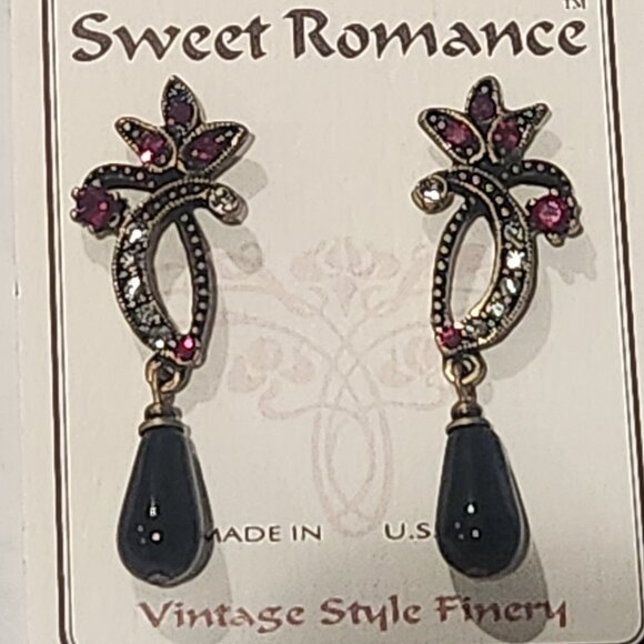 Sweet Romance Art Deco Dangle Earrings Elegant Style Red, Black and Crystal New - Picture 2 of 10